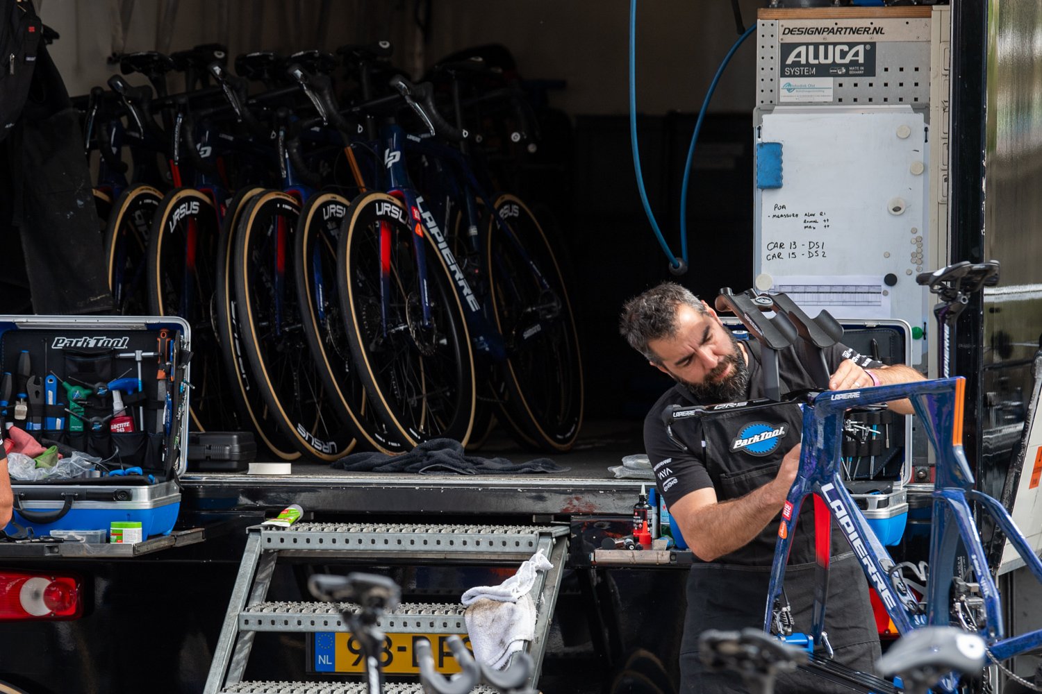 Mechanic - Team Picnic PostNL (Credits: Pocispix)