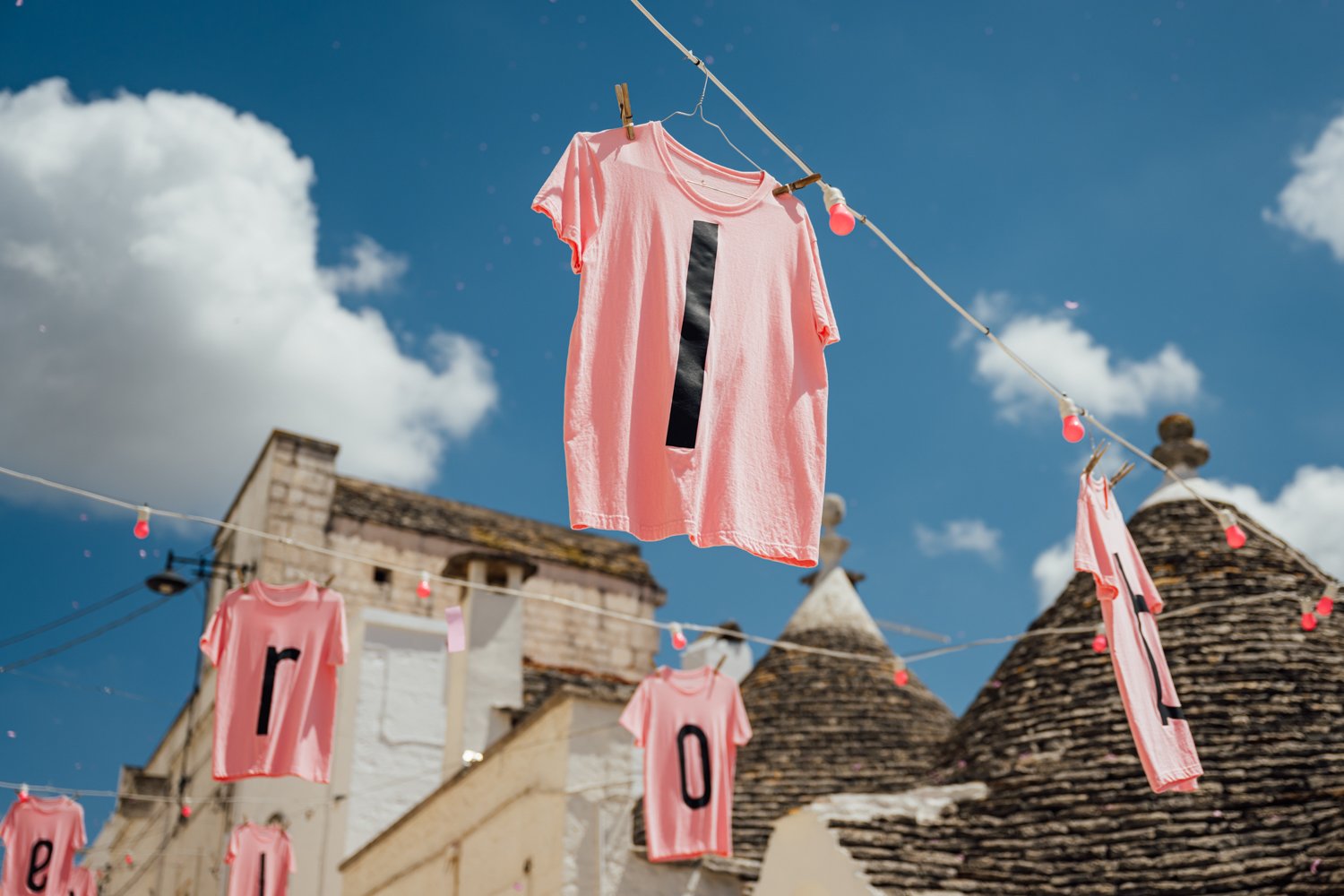 Maglia Rosa ad Alberobello Giro d'Italia 108  (Credits: Cauldphoto))